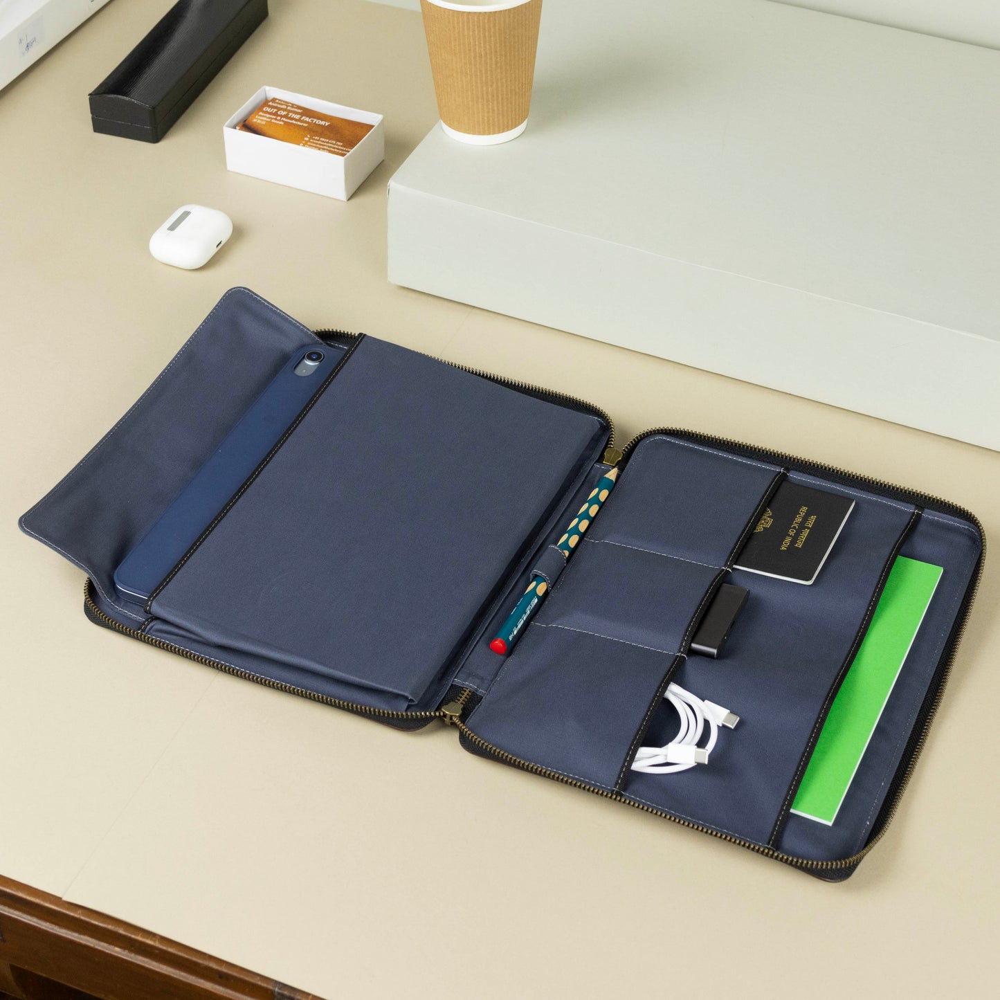 Zippered Leather Case for iPad Pro, Air, Mini