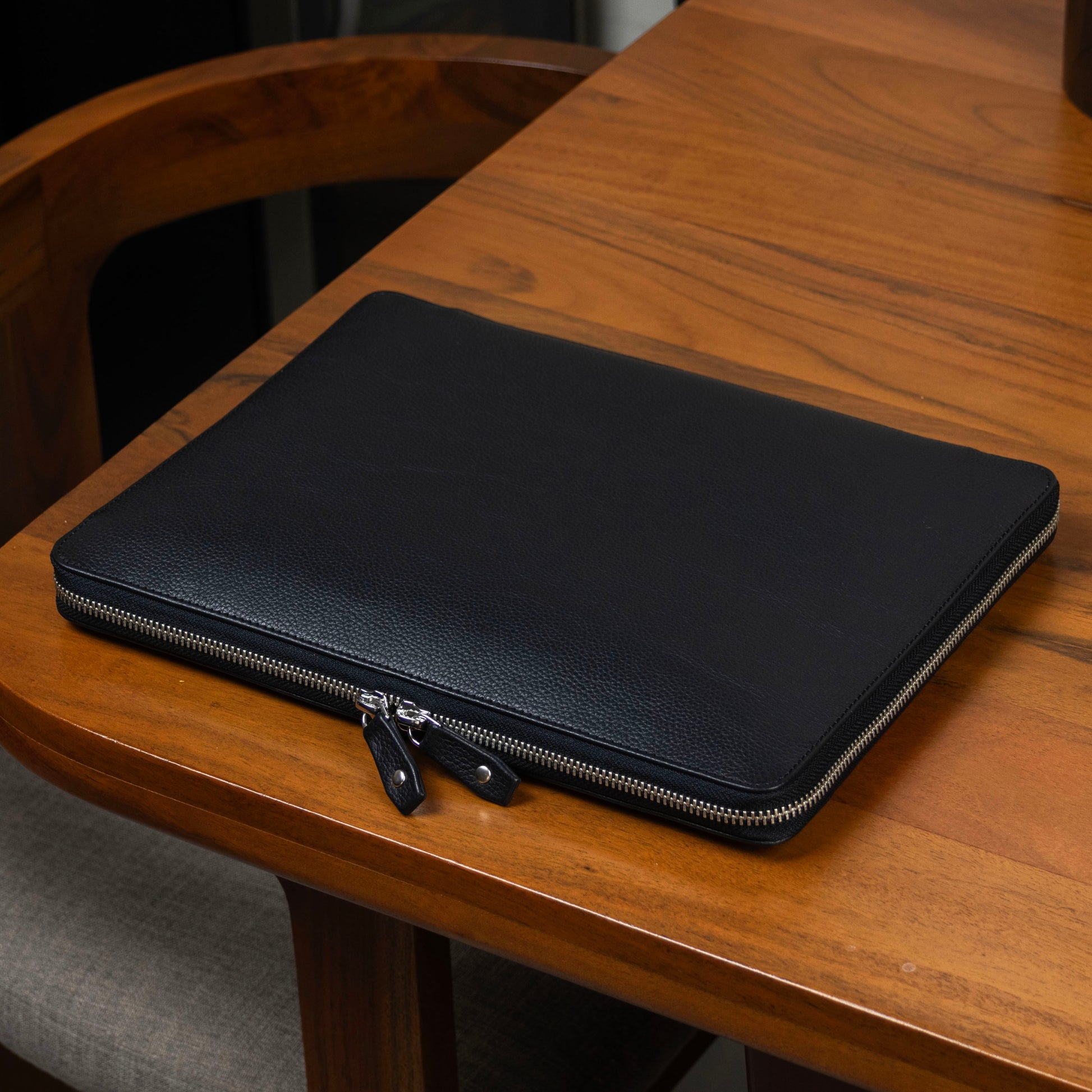 Leather Laptop Case for MacBook Air & Pro