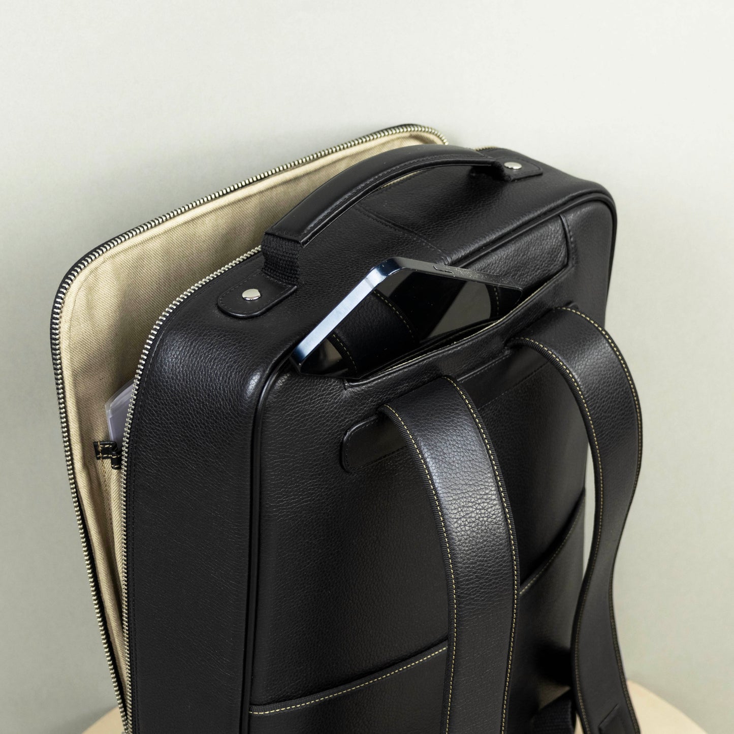 Slim laptop backpack leather