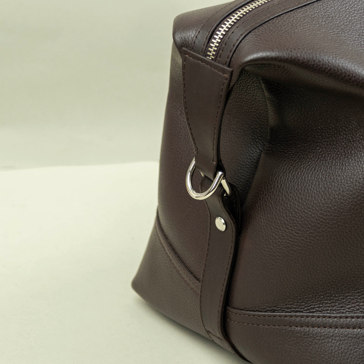 Leather Duffle Bag - Brown (v2)