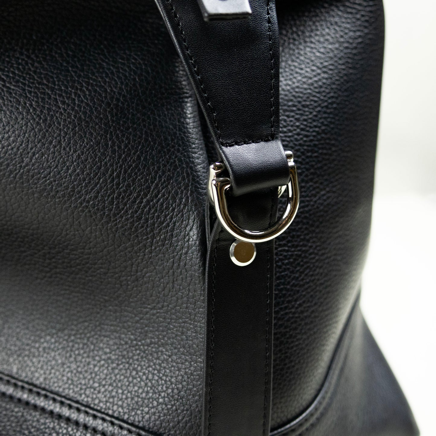 Leather Duffle Bag - Black (v2)