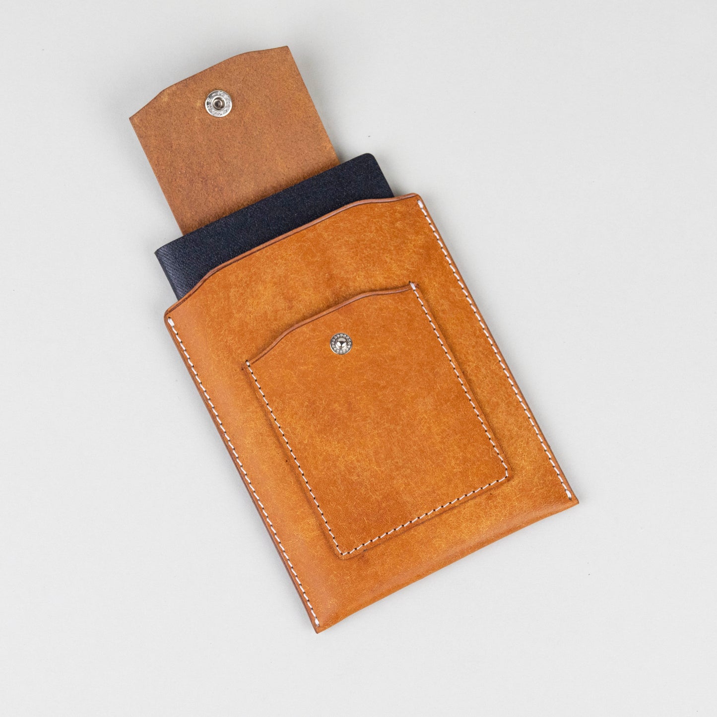 Vegetable Tanned Leather Passport Holder - Pueblo Tobacco