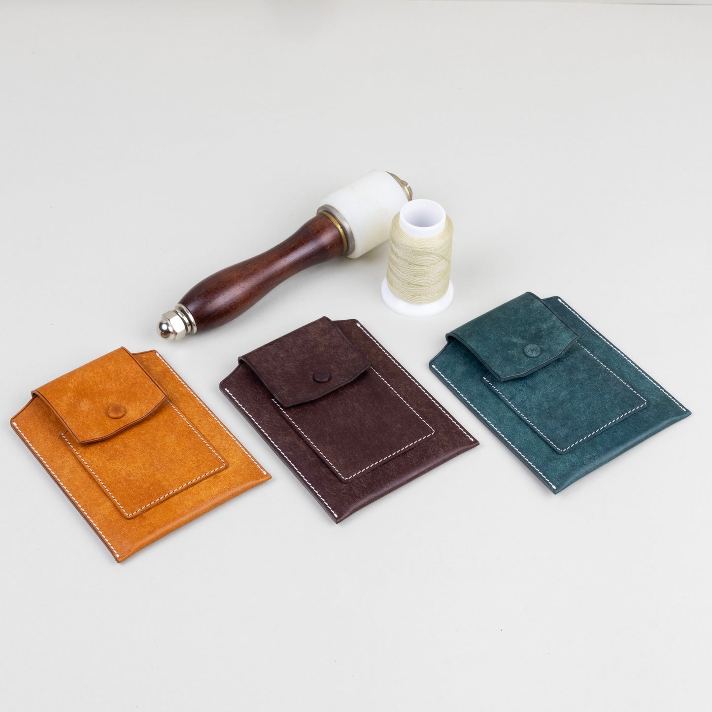 Vegetable Tanned Leather Passport Holder - Pueblo Tobacco