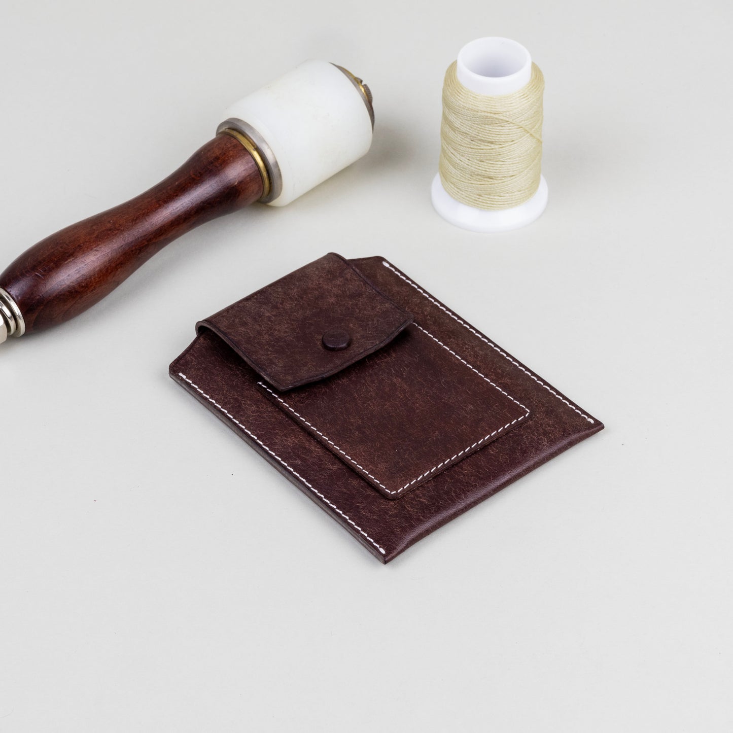 Vegetable Tanned Leather Passport Holder - Pueblo Tobacco