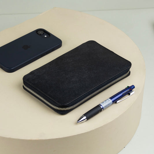 Vegetable Tanned Leather Passport Holder with Zippers - Pueblo Black