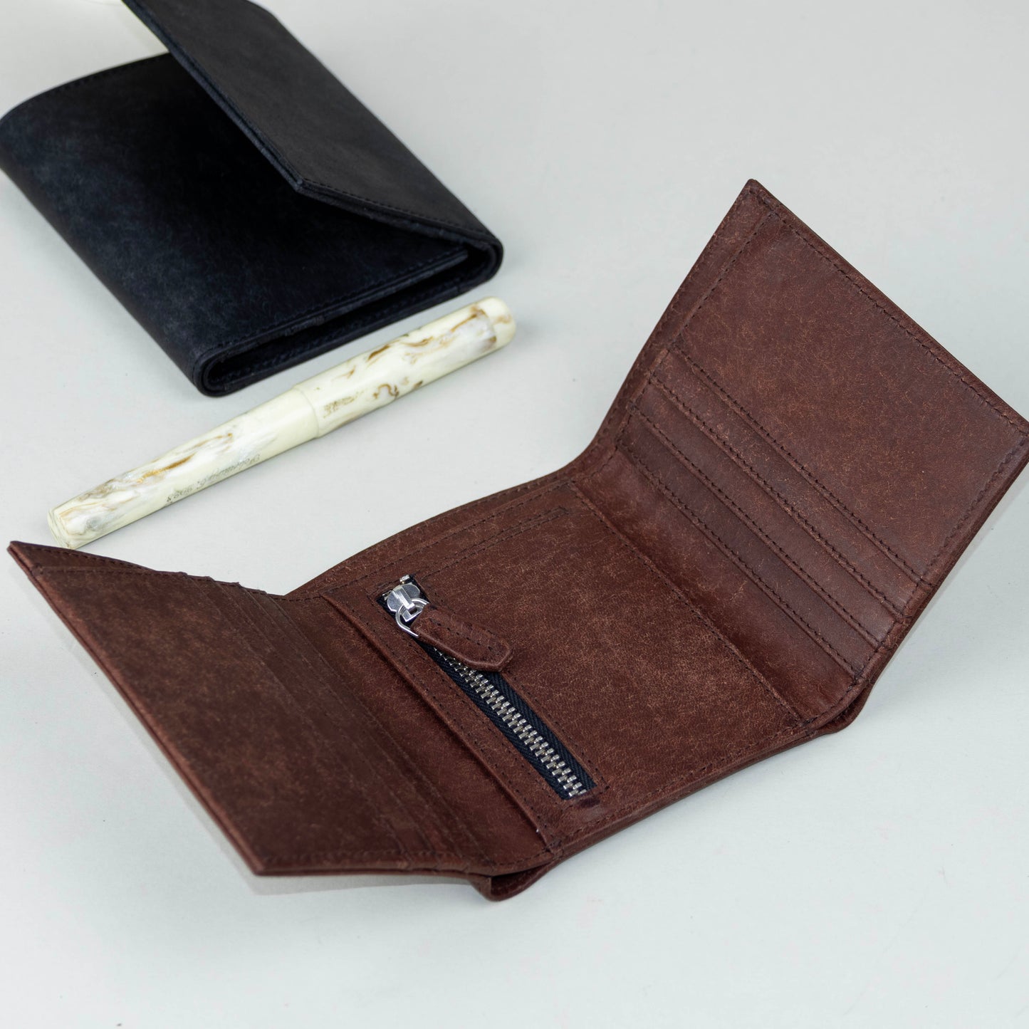 Leather Trifold Wallet - Pueblo Olmo